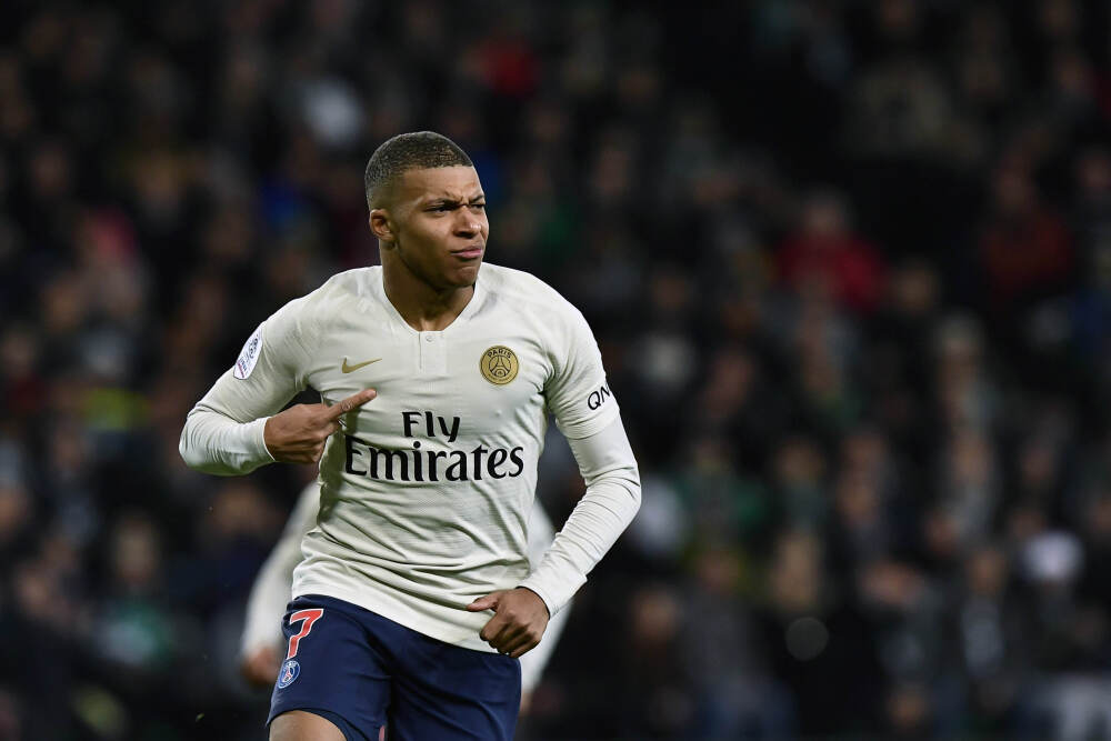 特朗普在“中国后院”，下了一盘大棋